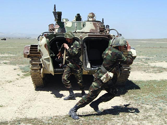 Министерство обороны Азербайджана сообщило о пяти погибших и 19 раненых в результате столкновения в зоне карабахского конфликта, произошедшего 25 сентября