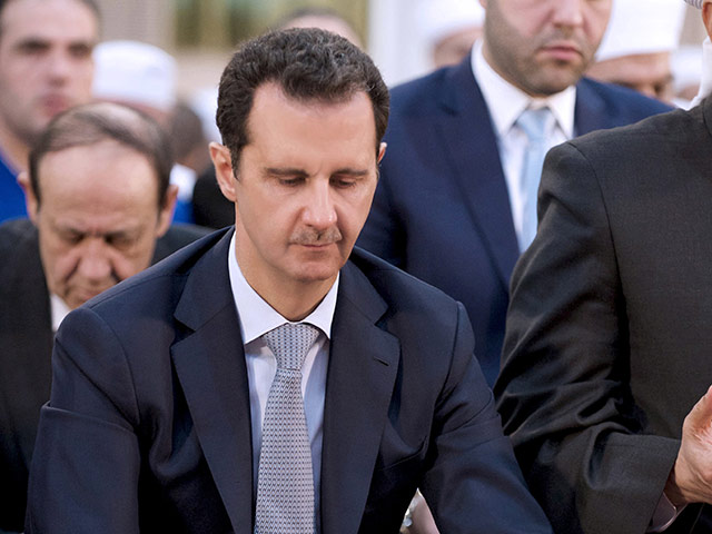 Россияне стали реже сохранять нейтралитет в отношении конфликта Сирии и все больше поддерживают одну из его сторон - президента САР Башара Асада
