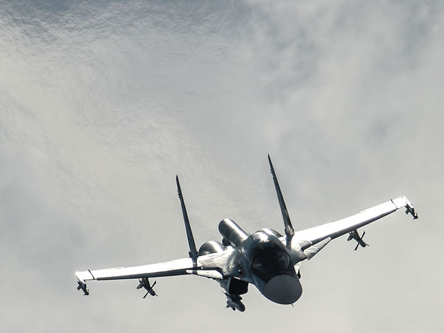 Россия нанесла первые авиаудары по боевикам "Исламского государства" в Сирии Россия нанесла первые авиаудары по боевикам "Исламского государства" в Сирии