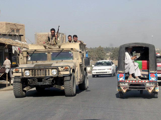 Афганская армия отбила у талибов ключевой северный город Кундуз