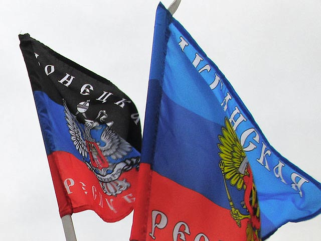 Самопровозглашенные Донецкая и Луганская народные республики (ДНР и ЛНР) Донбасса согласились перенести на 2016 год местные выборы на своей территории, намеченные на 18 октября и 1 ноября