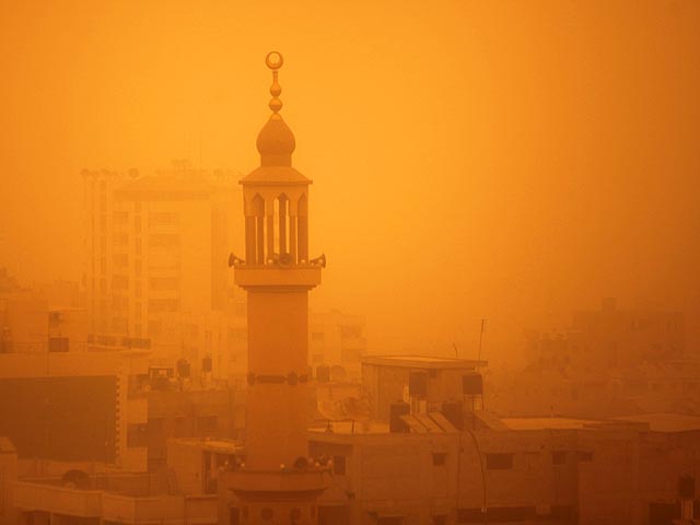 В аномальной пыльной буре на Ближнем Востоке виноваты турецкий плотины и война в Сирии