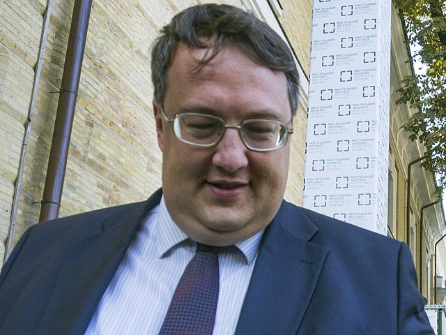 В России хотят возбудить уголовное дело в отношении советника МВД Украины за пособничество террористам в Сирии В России хотят возбудить уголовное дело в отношении советника МВД Украины за пособничество террористам в Сирии