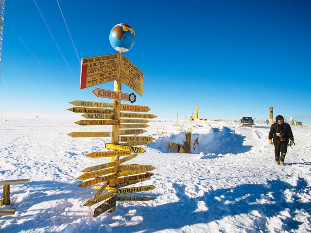 Российская антарктическая экспедиция прекратила исследования из-за проблем с деньгами