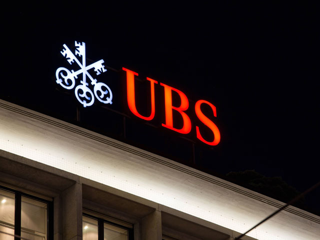 UBS и Credit Suisse опровергли информацию о массовом закрытии счетов россиян
