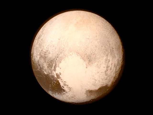 Эксперты NASA опубликовали первую аналитическую работу о Плутоне по данным космического аппарата New Horizons