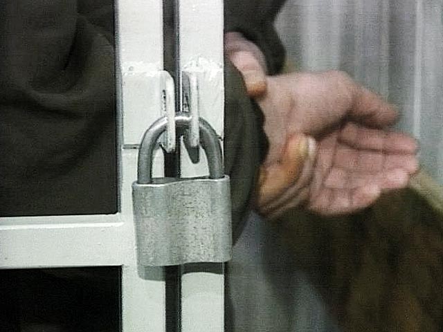 В Кемерово осуждены вымогатели, пытавшие жертву автомоечным аппаратом