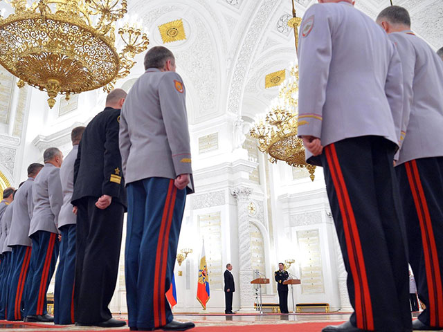 В Георгиевском зале Большого Кремлевского дворца состоялась церемония представления высших офицеров, назначенных на командные должности