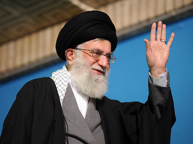 Верховный лидер Ирана аятолла Али Хаменеи одобрил выполнение соглашения по ядерной программе, достигнутого между Тегераном и странами "шестерки"