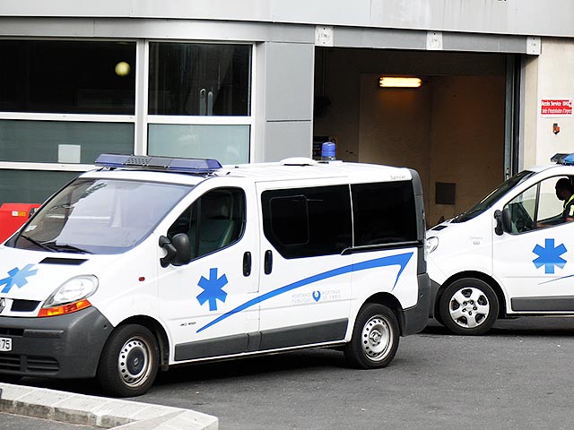 На юго-западе Франции при столкновении грузовика и автобуса с туристами погибли более 40 человек