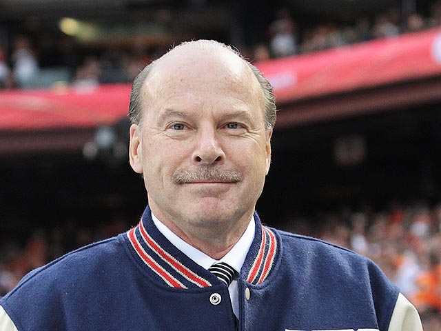 Канадский тренер Майк Кинэн мог бы усилить состав тренерского штаба сборной России по хоккею