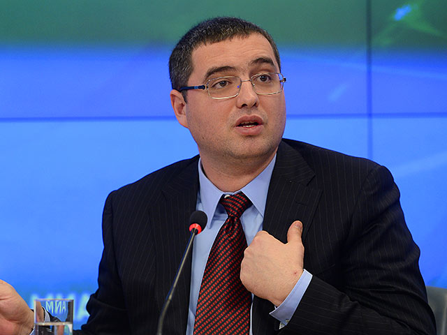 Молдавского лидера оппозиции Ренато Усатого выпустили из зала суда к народу