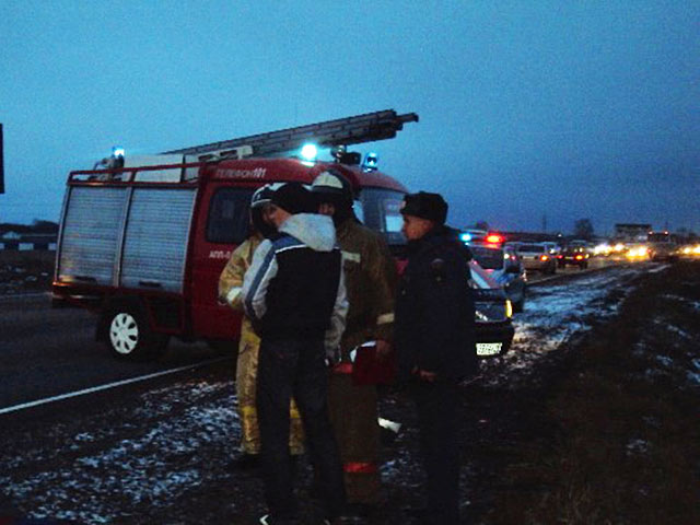 Лобовое ДТП в Хакасии: иномарка столкнулась с микроавтобусом, четыре человека погибли