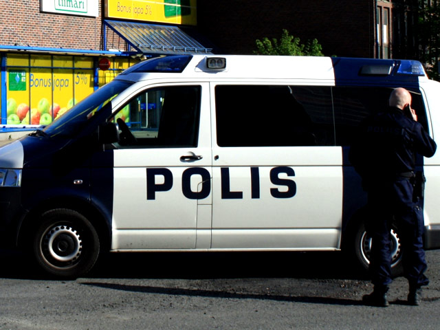Высший административный суд Финляндии постановил уволить сотрудника полиции безопасности (SUPO), который был уличен в сексе "на рабочем месте"