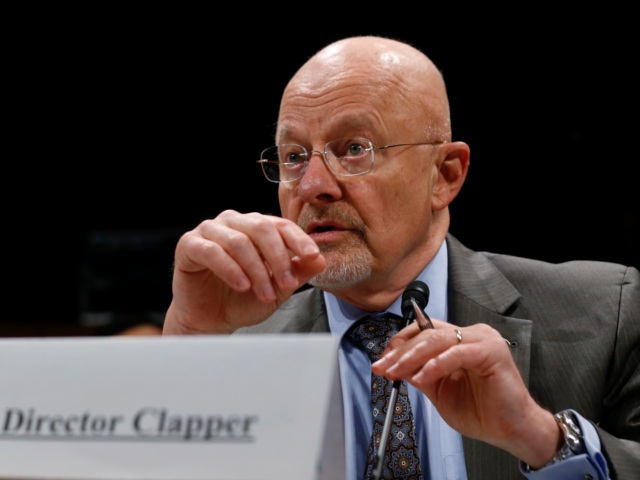 Глава разведки США Джеймс Клэппер объяснил бомбардировки Сирии "импровизацией" Путина