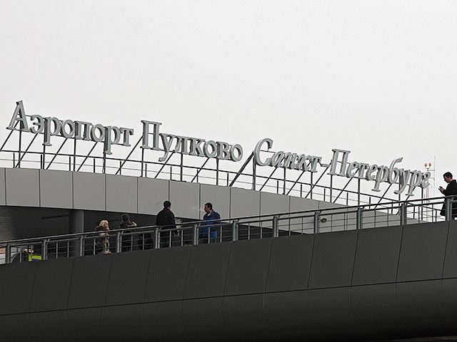В аэропорту Пулково в Санкт-Петербурге создают штаб для помощи родственникам пассажиров пропавшего с радаров самолета из Шарм-Эль-Шейха