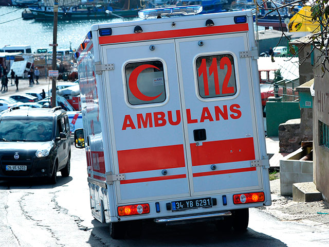 В крупнейшем городе Турции 23 человека насмерть отравились суррогатным алкоголем. Всего госпитализировано было почти 90 пострадавших. По подозрению в изготовлении смертельно опасной водки задержаны 14 человек
