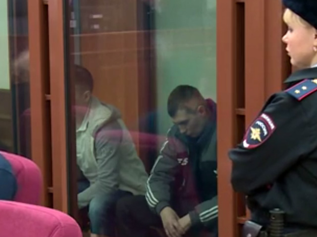 На скамье подсудимых оказались двое жителей Екатеринбурга - Алексей Сопов и Михаил Евтушек