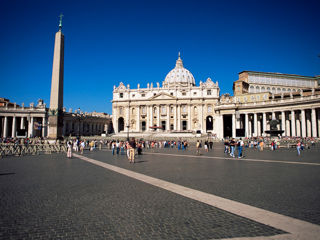 В Ватикане по делу об утечке конфиденциальных документов были произведены аресты подозреваемых