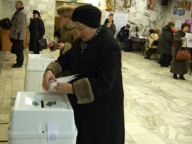 Президент Владимир Путин подписал закон о совмещении Единого дня голосования с федеральными парламентскими выборами