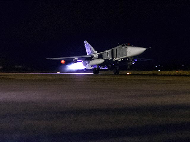 За прошедшую неделю российские военные самолеты, совершая авианалеты на подконтрольные сирийским террористам районы, ликвидировали 15 боевиков "Исламского государства" (организация запрещена в РФ)