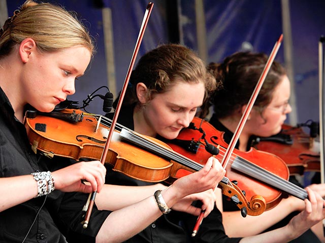 Международный конкурс скрипачей в Омске отменен из-за отсутствия денег  