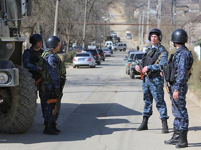 Национальный антитеррористический комитет сообщил, что в Дагестане в субботу при попытке задержания застрелен главарь "махачкалинской" бандгруппы Абдулгасан Абдулхаликов. Контртеррористическая операция прошла в одном из районов Махачкалы