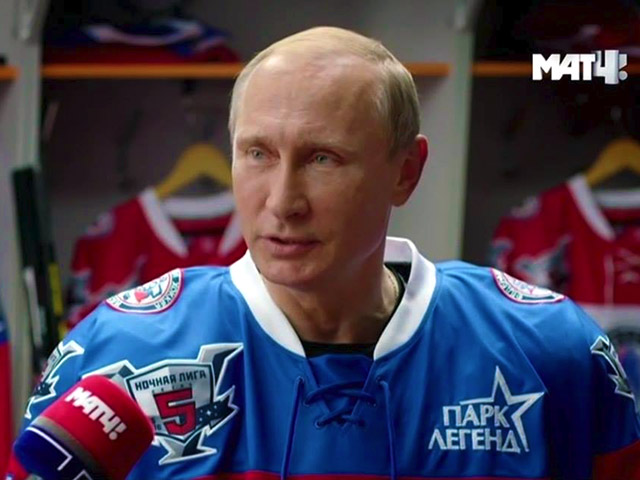 Президент РФ Владимир Путин в интервью новому спортивному телеканалу "Матч ТВ" поведал о своем отношении к спорту, победам и поражениям, а также признался, что он эмоциональный болельщик