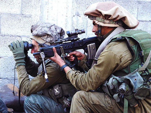 В ночь на 12 ноября израильские военные, спецназ пограничной службы и сотрудники общей службы безопасности ШАБАК задержали в больнице "Аль-Али" 20-летнего активиста "Хамас" Азама Изата Шаабана Шалалда, подозреваемого в совершении теракта 25 октября