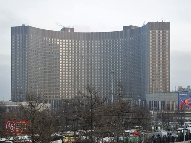 Гостиницу "Космос" в Москве эвакуировали из-за угрозы взрыва