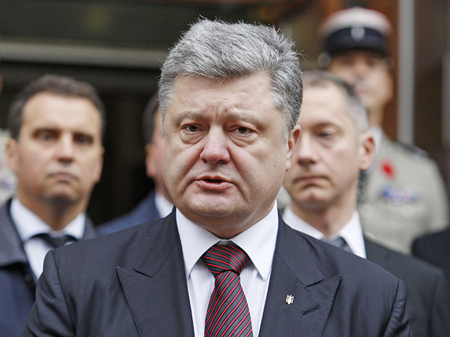 Порошенко заявил об эскалации конфликта на Украине