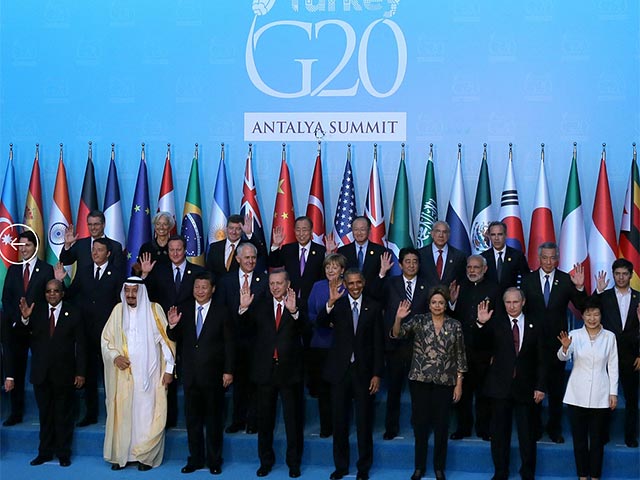 Две важные встречи - с канцлером Германии и президентом Турции - провел российский лидер Владимир Путин на полях саммита G20 в Анталье