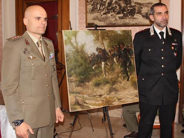 Полицейским из подразделения по защите культурного наследия Неаполя и Венеции удалось найти картину под названием "Пехота в действии", украденную нацистами в 1943 году. Ее автор - неаполитанский художник Микеле Каммарано