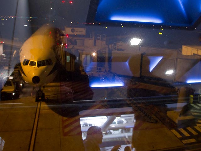 Самолет Варшава - Хургада экстренно сел в Бургасе из-за угрозы взрыва