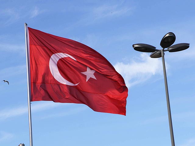 Турция вызвала российского посла в знак протеста против авиаударов РФ в Сирии