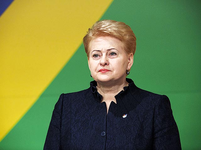 "Литва не примет участия ни в одной новой коалиции, в которой Россия участвует или хочет участвовать", - заявила президент Литвы Даля Грибаускайте