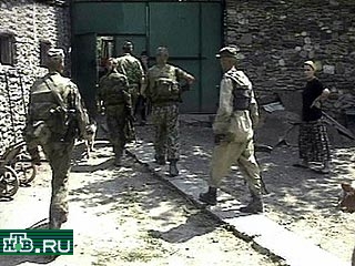 Подпольный госпиталь чеченских боевиков обнаружен в Ножай-Юртовском районе Чечни во время зачистки населенного пункта Мескеты