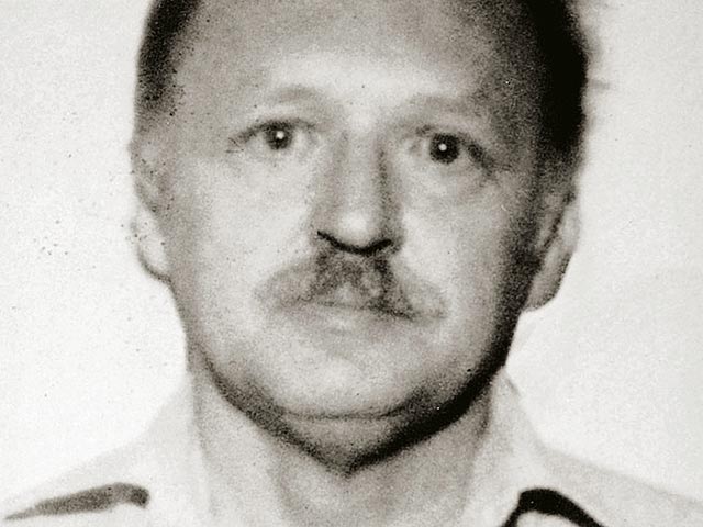 Во вторник, 24 ноября, бывший сотрудник Агентства национальной безопасности (АНБ) США Рональд Пелтон, осужденный в 1986 году на три пожизненных срока за шпионаж в пользу СССР, вышел на свободу