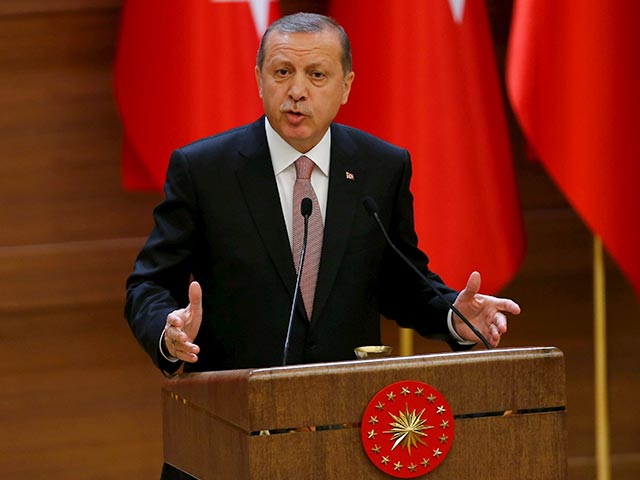 Президент Турции Реджеп Тайип Эрдоган заявил, что сирийский лидер Башар Асад и "его покровители" являются источником финансирования и вооружения боевиков террористической группировки "Исламское государство" (запрещена в РФ)