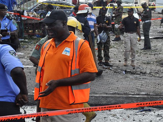 В Нигерии по меньшей мере 21 человек погиб в результате взрыва, произведенного террористом-смертником, во время религиозной процессии в 20 километрах от северо-восточного города Кано