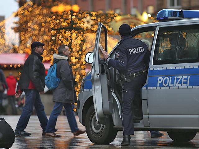 Органы полиции государств, входящих в Евросоюз, подключились к расследованию преступлений, в которых подозревается 29-летний гражданин Польши Дариуш Павел Котвица