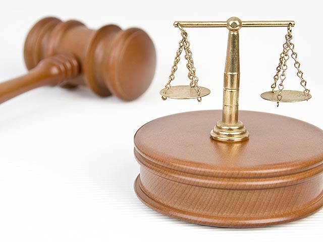 В случае принятия документа административные споры компаний с госорганами могут перейти из арбитражных судов в суды общей юрисдикции, что станет началом новой судебной реформы