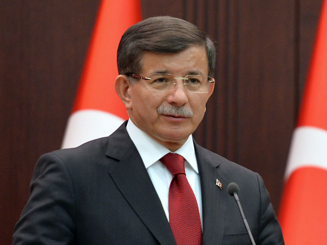 Премьер-министр Турции Ахмет Давутоглу заявил, что Анкара приостанавливает отправку военных в район иракского города Мосул после протеста, высказанного Багдадом