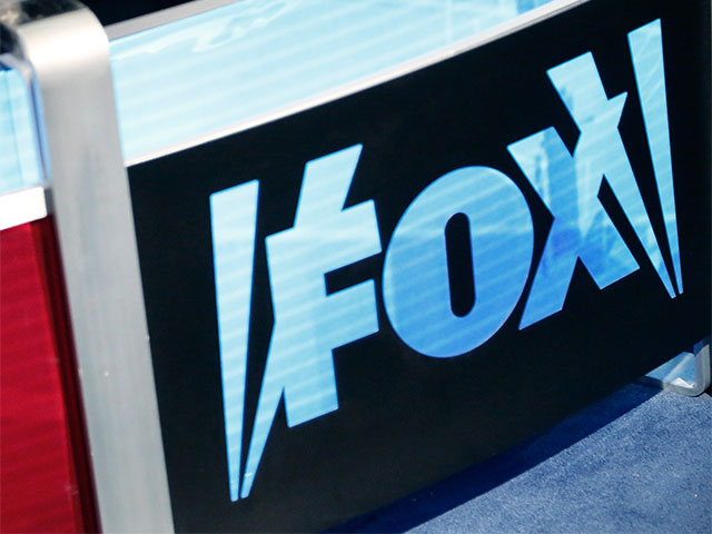 Два аналитика американского телеканала Fox News были отстранены от работы