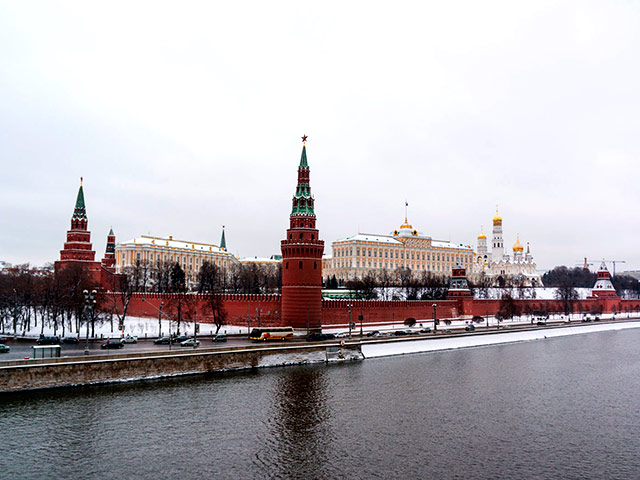 В Кремле не согласны с утверждением, что в 2015 года у россиян из-за экономического кризиса произошло резкое снижение доходов