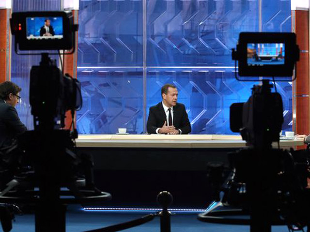 "Разговор с Дмитрием Медведевым". Интервью пяти телеканалам