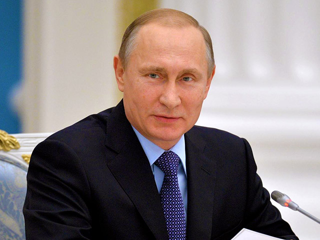 Президент РФ Владимир Путин поговорил по телефону с премьер-министром Великобритании Дэвидом Кэмероном и пригласил британских экспертов принять участие в расшифровке данных "черного ящика" российского бомбардировщика Су-24, сбитого турецким истребителем