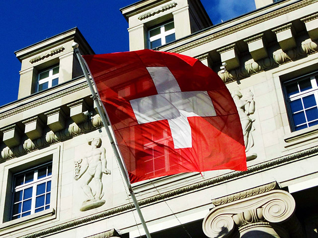 В Женеве в ходе чрезвычайной сессии, посвященной миграционному кризису, Национальный совет не поддержал дополнительные меры, предложенные "Народной партией Швейцарии" (НПШ)