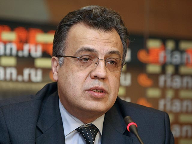 Посол РФ в Турции Андрей Карлов заявил, что для преодоления кризиса Анкаре надо извиниться и заплатить за сбитый самолет. Кроме того, необходимо наказать виновных в инциденте, сказал дипломат в интервью