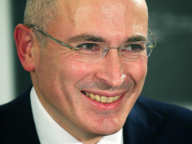 По мнению Ходорковского, режим "несомненно сменится", и к этому следует быть готовым. В частности, вырастить новых политиков